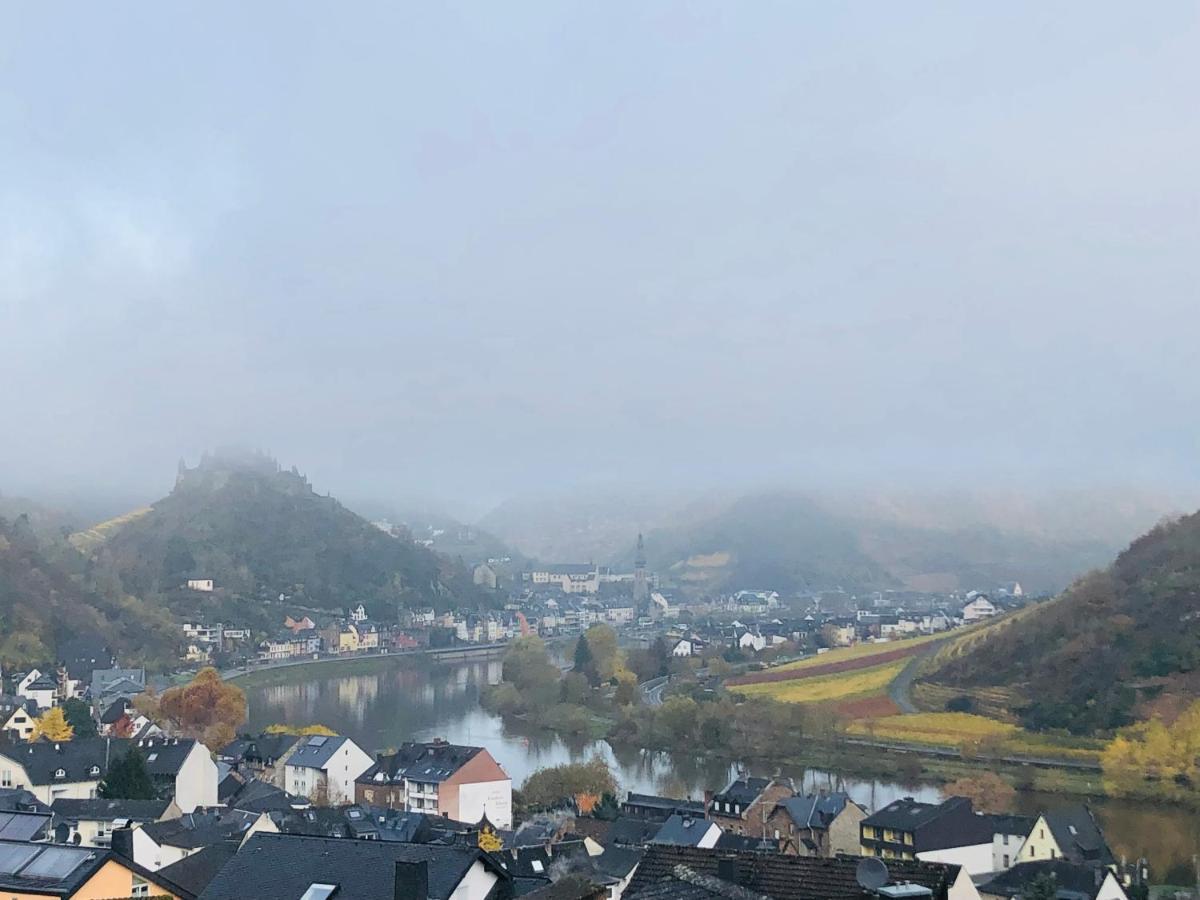 Ferienwohnung Meyver Cochem Exteriör bild